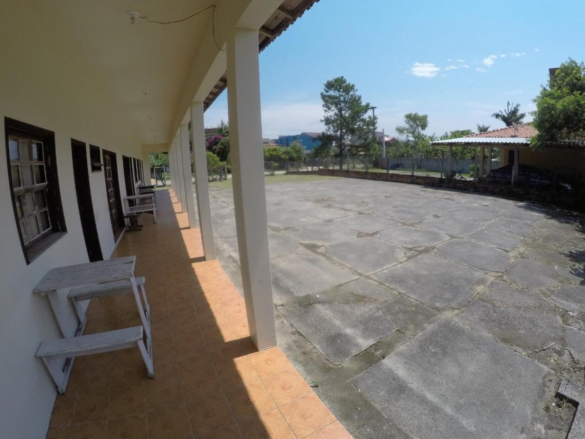 Suites Praia Da Ferrugem Garopaba Exterior photo